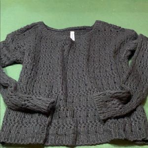 Aeropostale black sweater